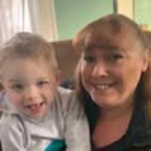 Meet your Posher, Debbie